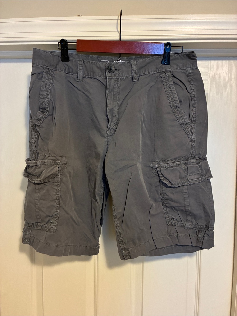 urban pipeline Gray Men's Cargo Shorts - Multi-Pocket Utility